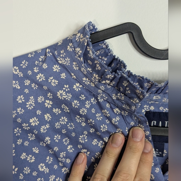 GAP 3/4 Puff Sleeve Floral Shirt - Size M - blue ivory floral - Picture 3 of 7